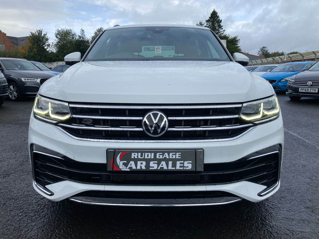 Volkswagen Tiguan 2.0 Tdi R-line Dsg VN21FKU White #3