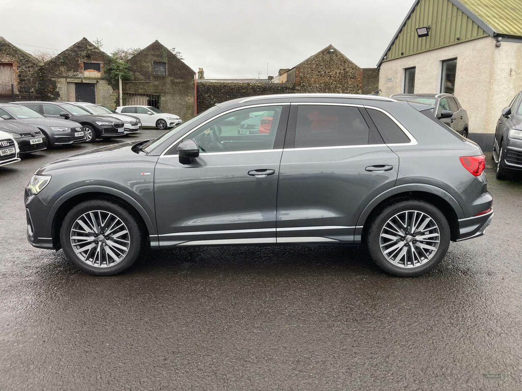 Audi Q3 35 Tfsi S Line SH69OTA Grey #4