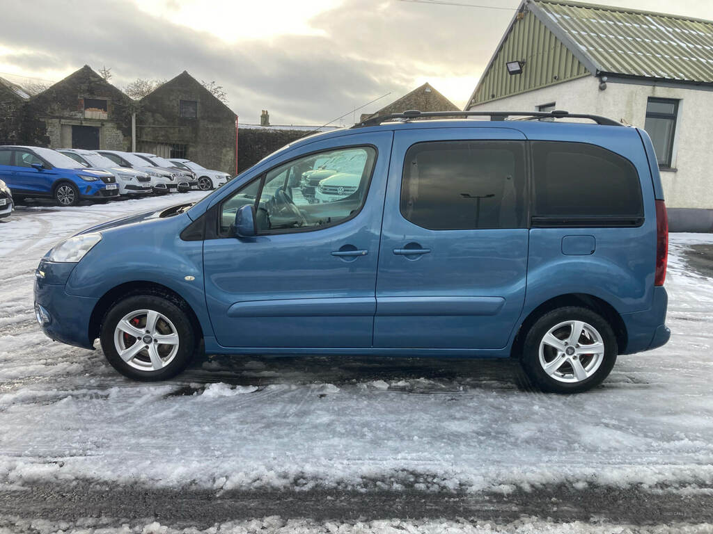 Peugeot Partner Tepee 1.6 Hdi 92 S SJ15KUW Blue #4