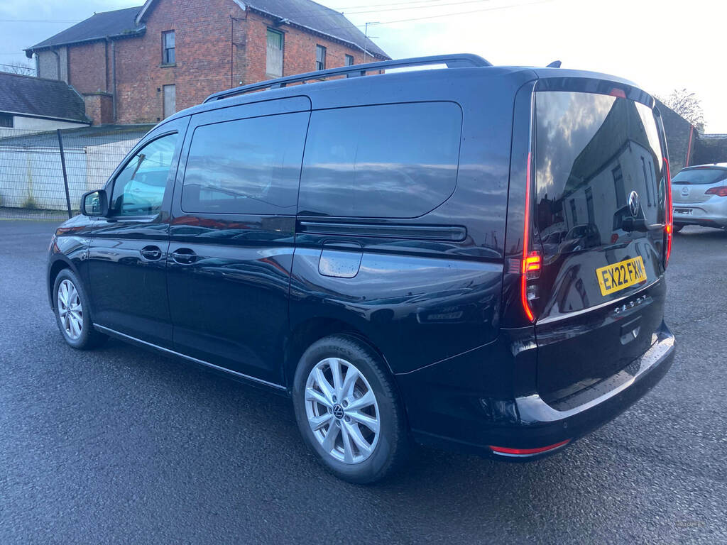 Volkswagen Caddy Maxi Life Tdi 122 Life EX22FXM Black #5