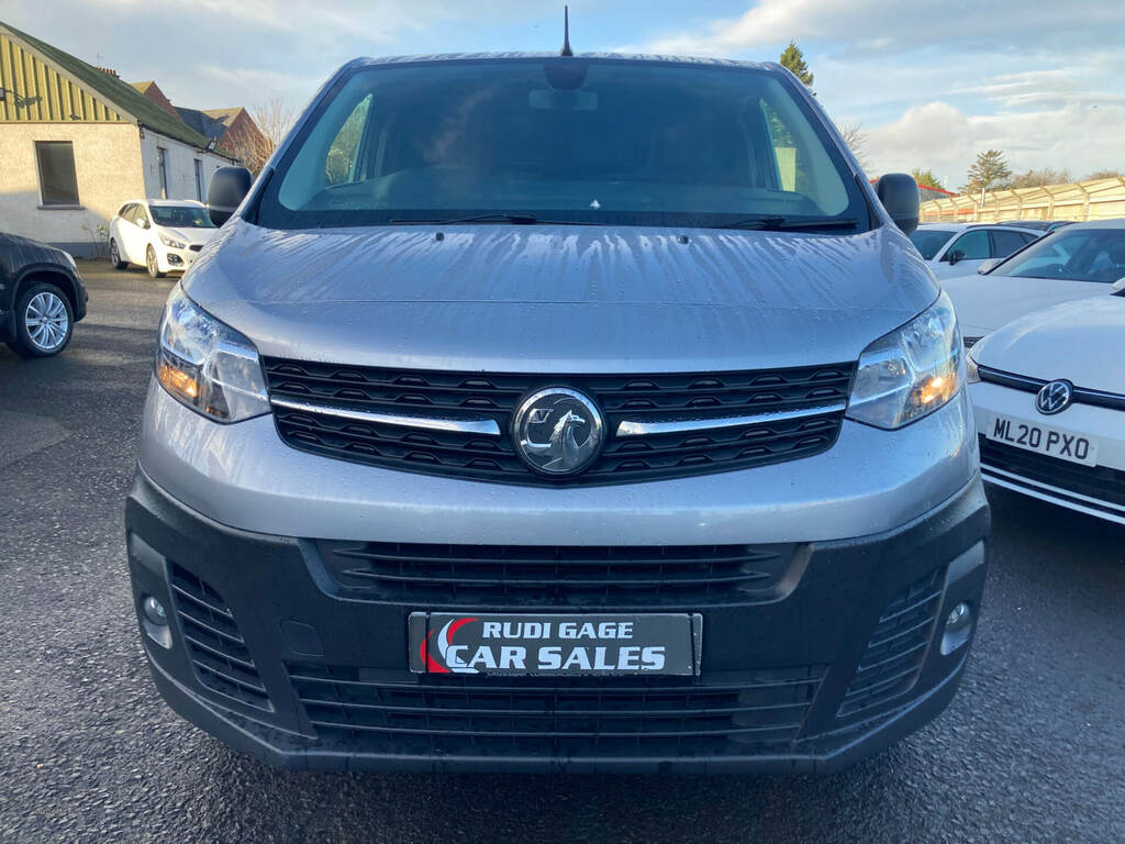 Vauxhall Vivaro 3100 2.0D 120Ps Dynamic H1 Van DT69LHL Grey #4