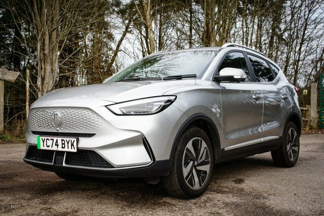 MG ZS 2024 51.1Kwh Trophy Connect Suv YC74BYK Silver #5