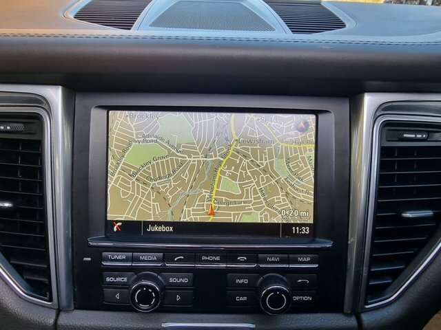 Porsche Macan 2015 3.0 Td V6 S Suv Pdk 4Wd Euro 6 S HF15UBJ Grey #3