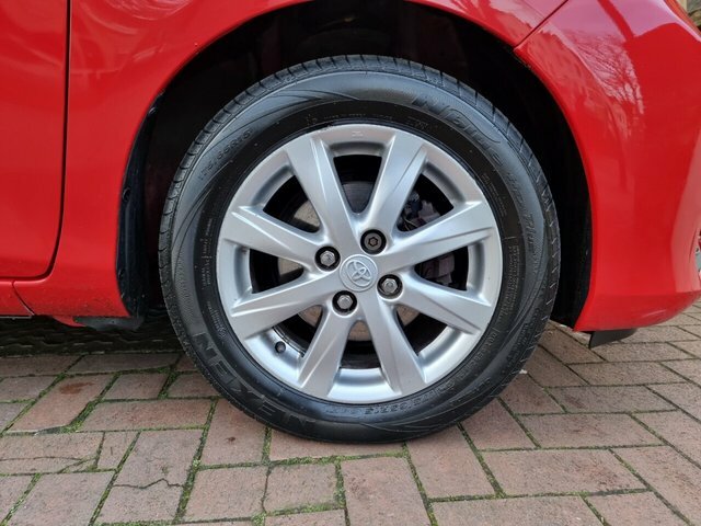 Toyota Yaris 2012 1.0 Vvt-i Tr Hatchback Euro GF12ZND Red #4