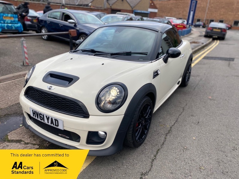 Mini Coupe 1.6 John Cooper Works White