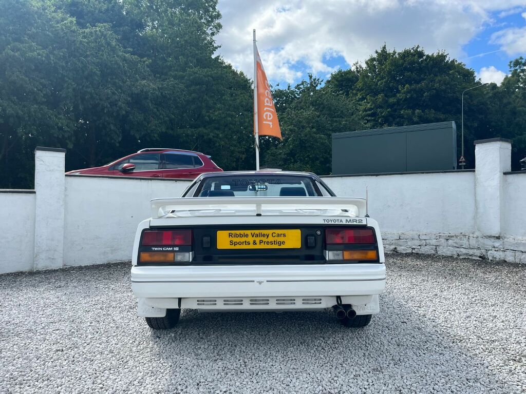 Toyota MR2 Sports 1.6 16V Twin Cam T-bar 1988 White #4