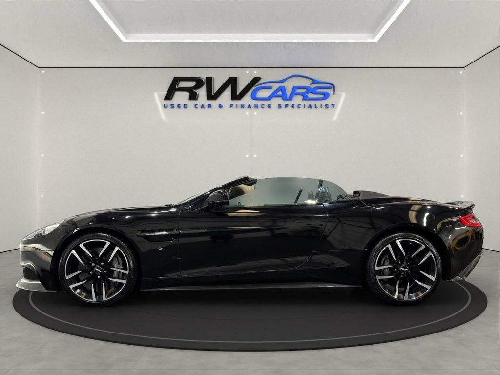 Aston Martin Vanquish 6L Null Black