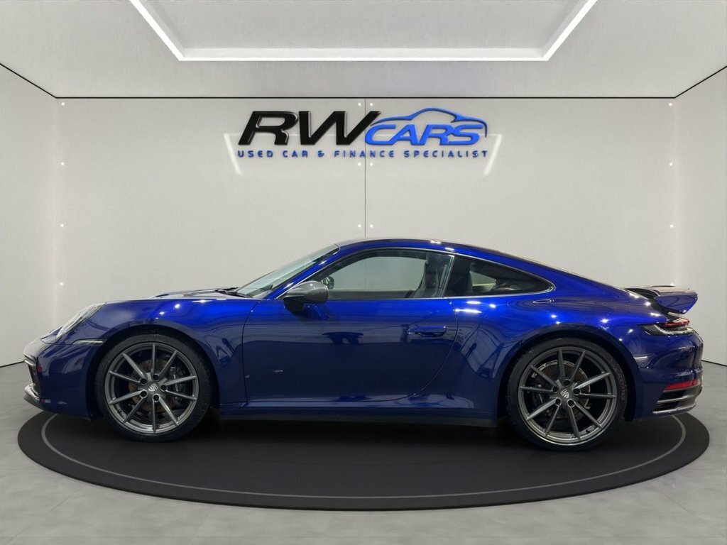 Porsche 911 3L 992 Carrera T Blue