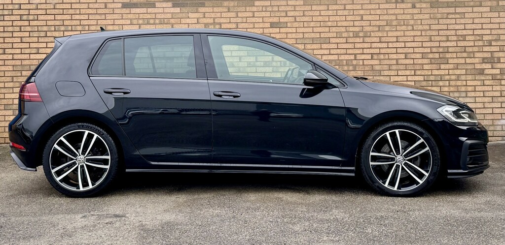 Volkswagen Golf 2.0 Tdi Gtd Black #4