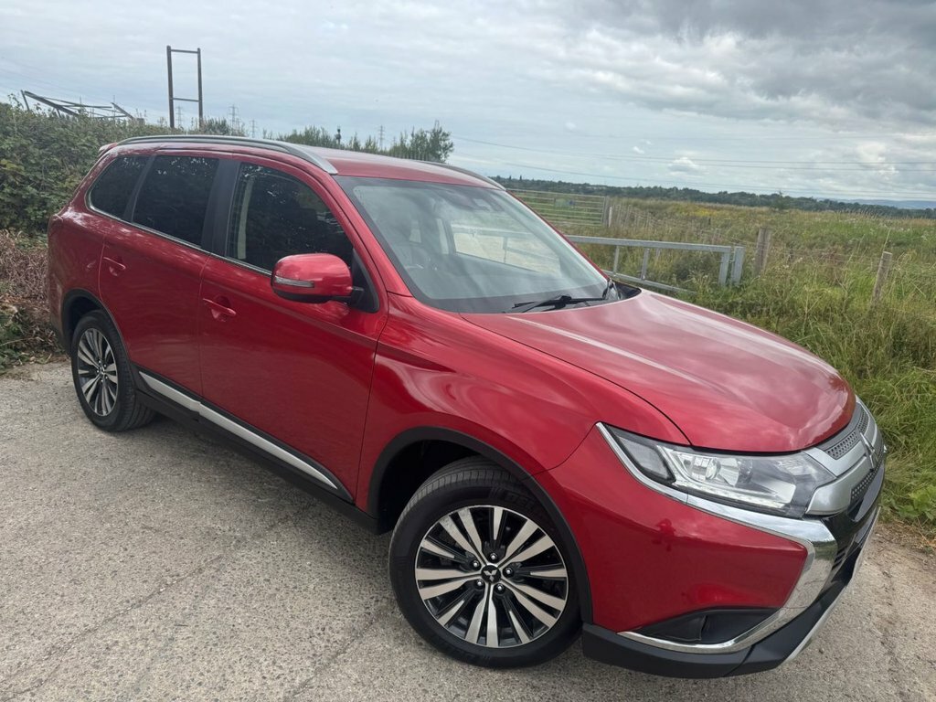 Mitsubishi Outlander Mpv Red