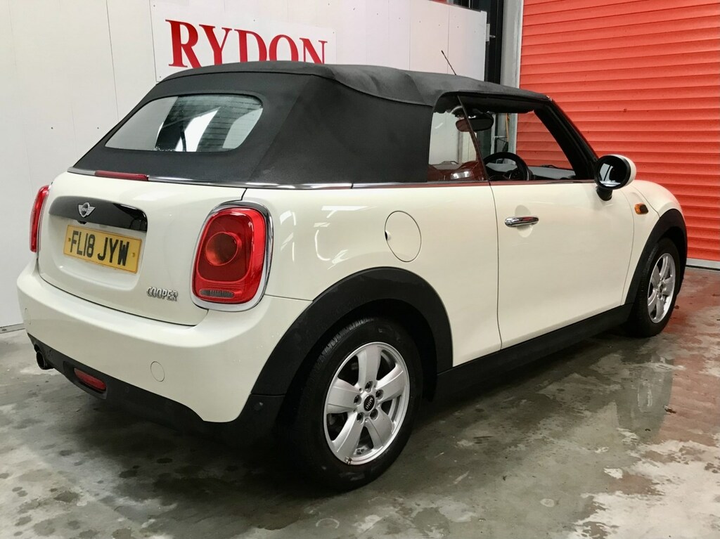 Mini Convertible 1.5 Cooper FL18JYW White #5