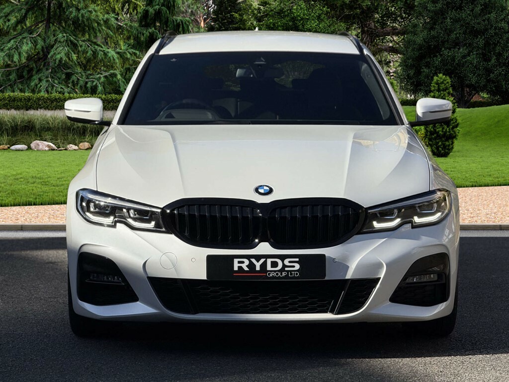 BMW 3 Series M Sport JM11LOV White #2