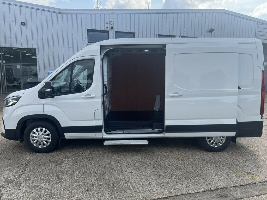 Maxus eDeliver 9 Base Lh Pv L3h2 88.5Kwh White #5