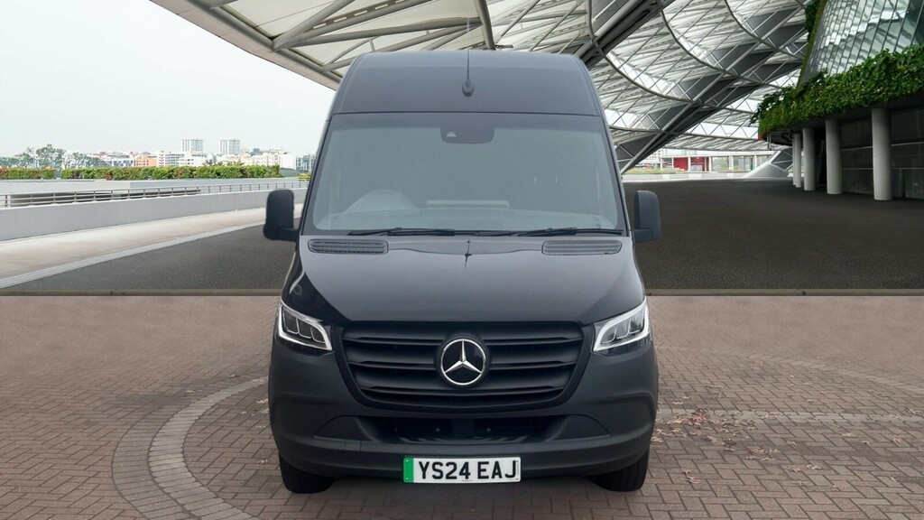 Mercedes-Benz eSprinter E-sprinter 113Kw 420 L3 Black #5