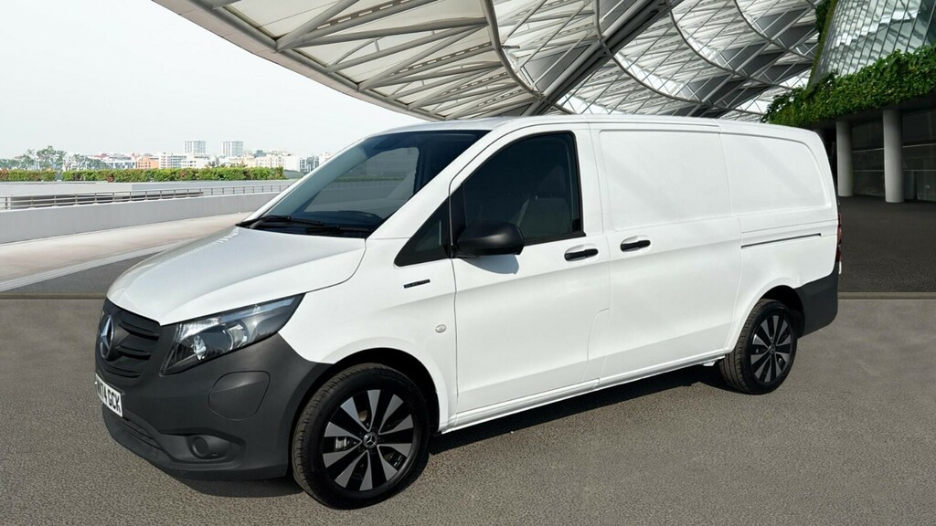 Mercedes-Benz eVito Evito 66 Progressive L2 White #4