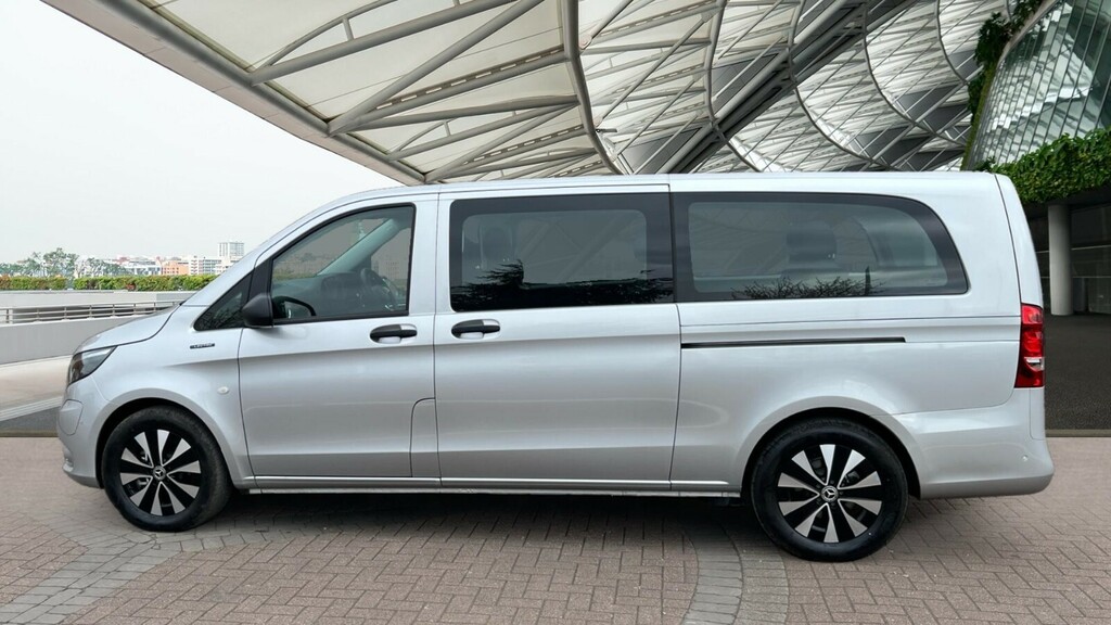 Mercedes-Benz Vito Tourer Premium L3 Silver #3