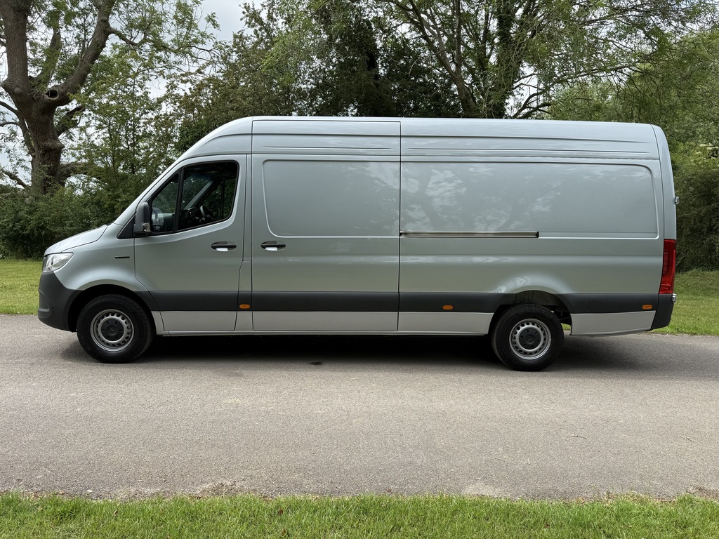 Mercedes-Benz Sprinter 420 L3 Pro Silver #4