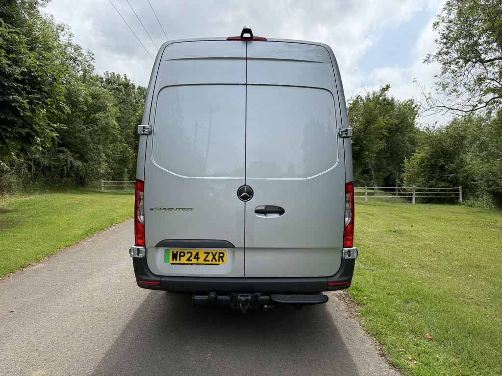 Mercedes-Benz Sprinter 420 L3 Pro Silver #6