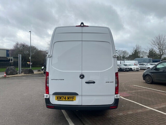 Mercedes-Benz Sprinter 315 Cdi Pro KM74MYF White #3