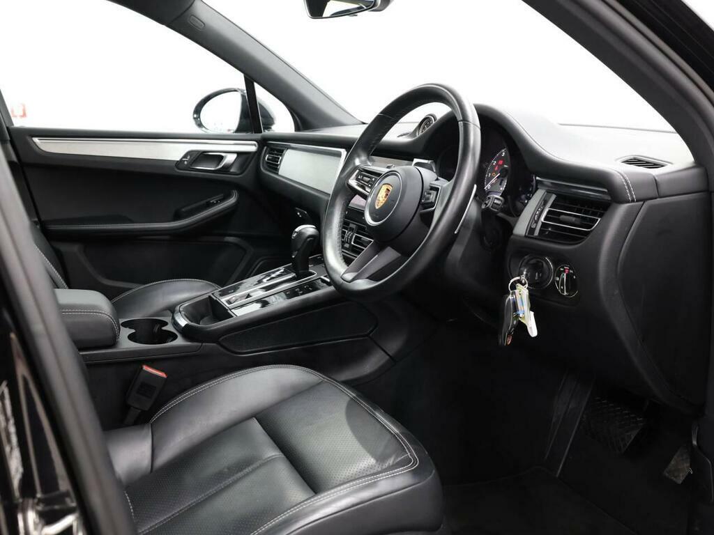 Porsche Macan S Pdk WH22BZX Black #4