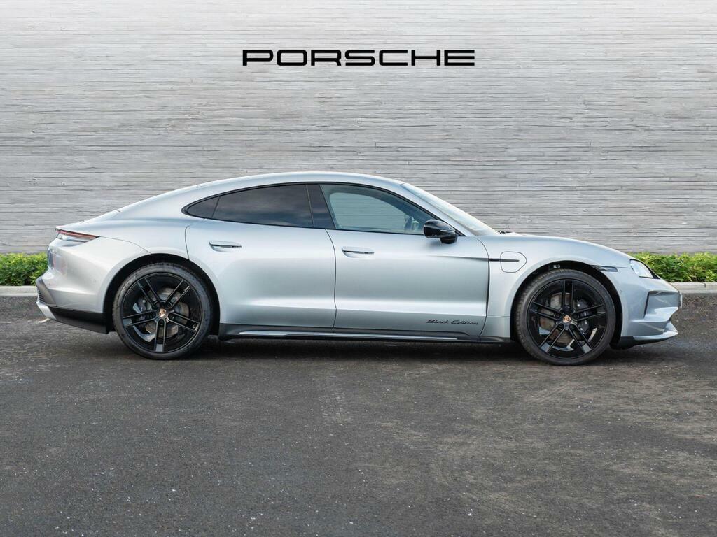 Porsche Taycan Performance Plus 105Kwh Black Edition Rwd RJ75JYC #2