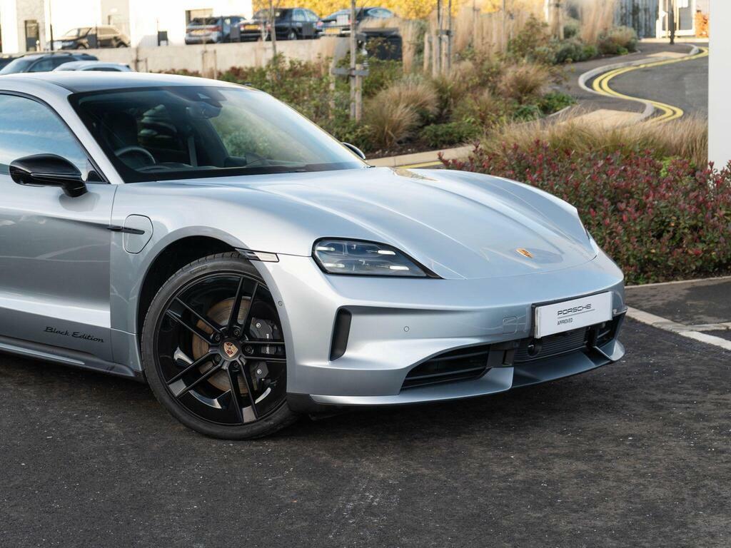 Porsche Taycan Performance Plus 105Kwh Black Edition Rwd RJ75JYC #6