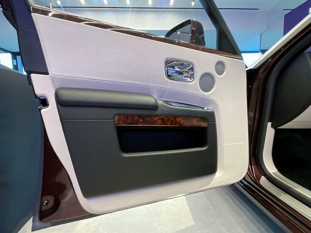 Rolls-Royce Ghost 4dr Auto BX15LVP Grey #22