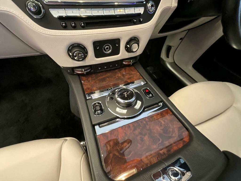 Rolls-Royce Ghost 4dr Auto BX15LVP Grey #8