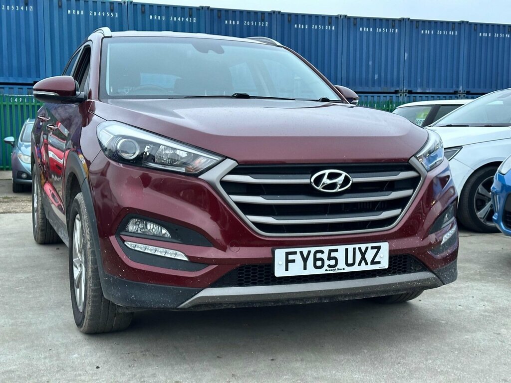 Hyundai Tucson 1.7 Crdi Blue Drive Se Nav Euro 6 Ss Red
