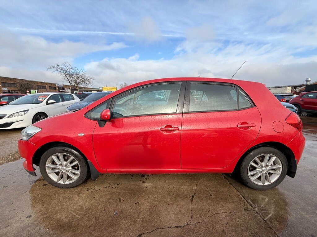 Toyota Auris 1.6 Tr Multimode Red #6