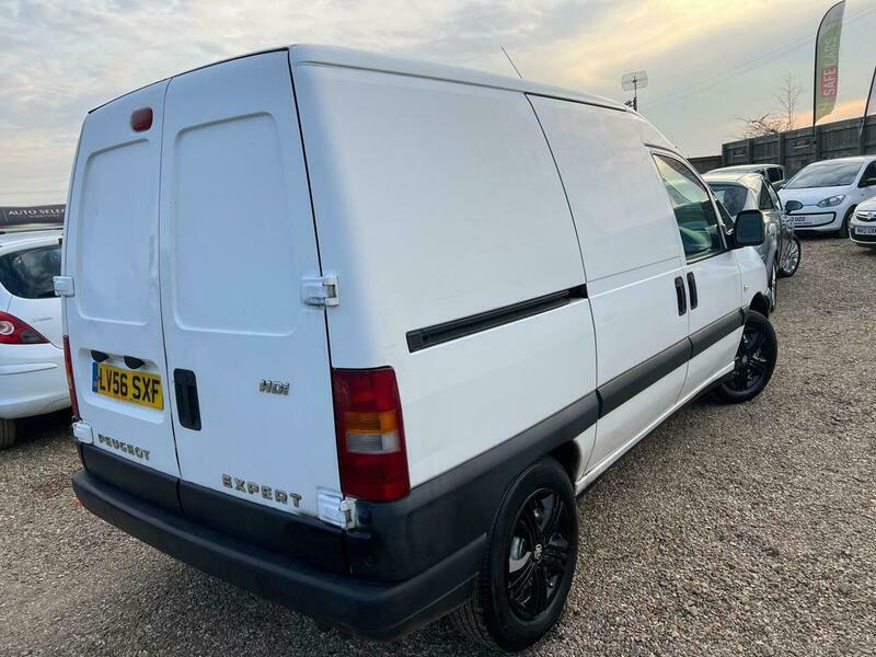 Peugeot Expert 1.9 White #8