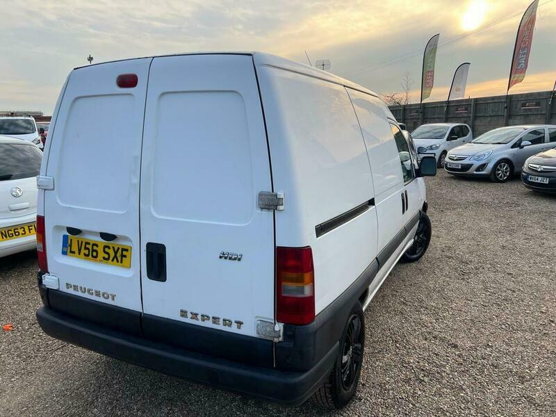Peugeot Expert 1.9 White #23