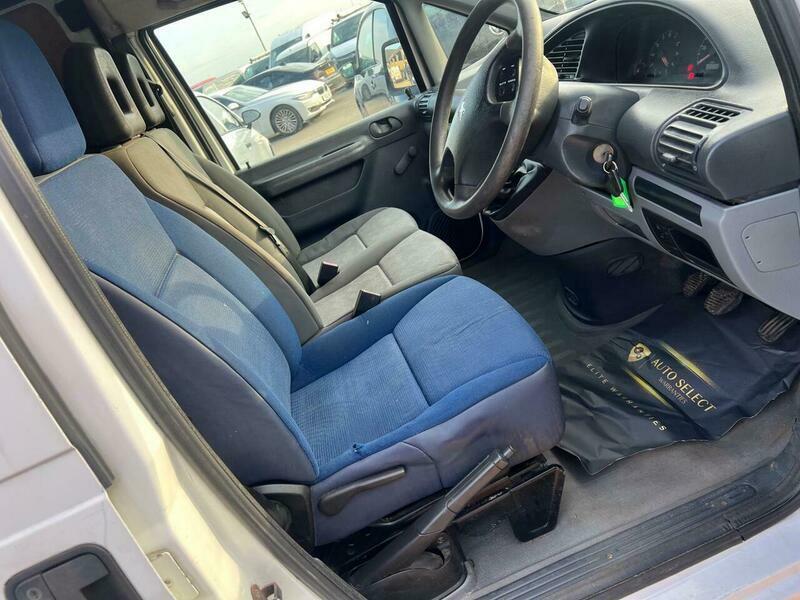 Peugeot Expert 1.9 White #40
