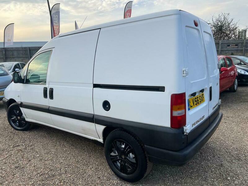 Peugeot Expert 1.9 White #26