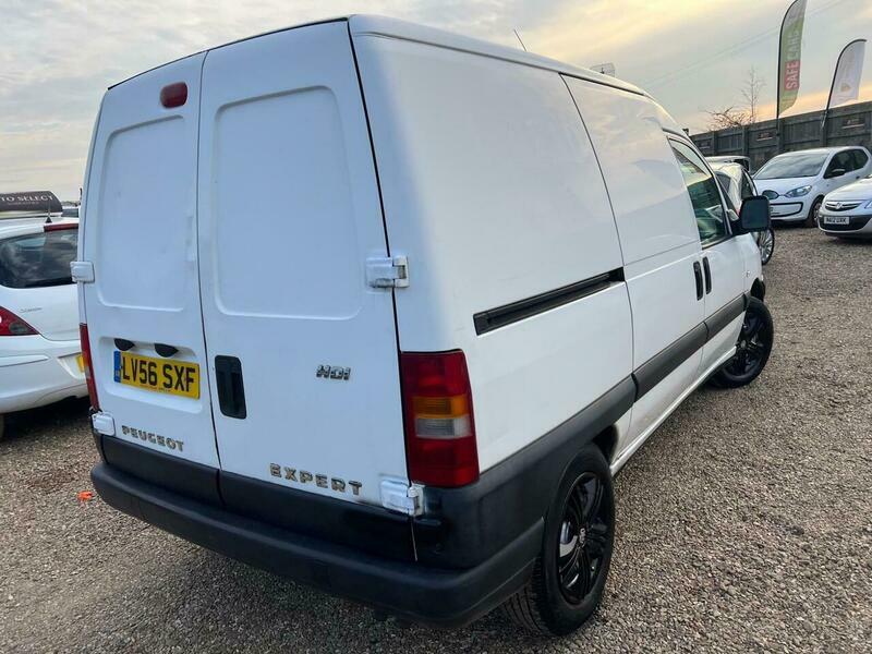 Peugeot Expert 1.9 White #9
