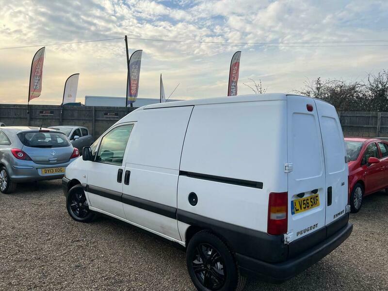 Peugeot Expert 1.9 White #28