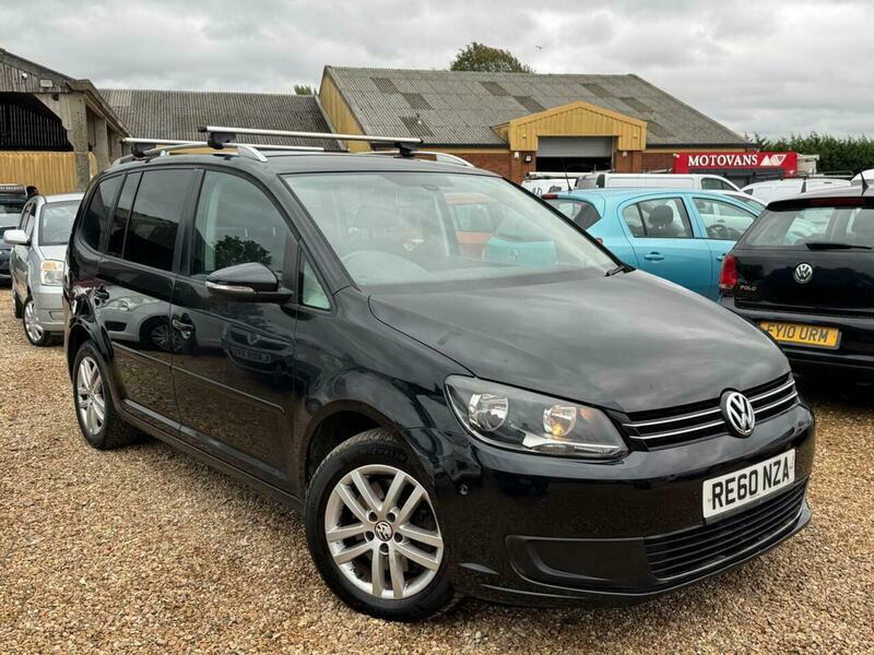 Volkswagen Touran 2.0 Tdi Se Dsg Black