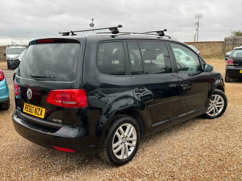 Volkswagen Touran 2.0 Tdi Se Dsg Black #5