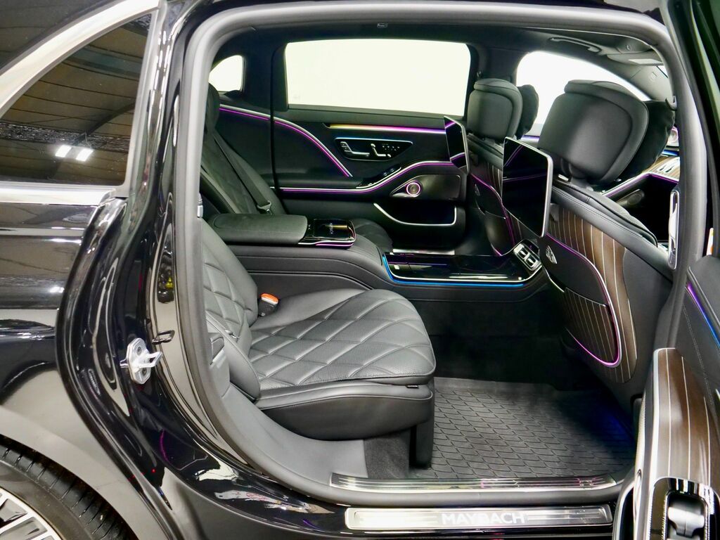 Mercedes-Benz Maybach S Class S 580 4Matic First Class Black #33