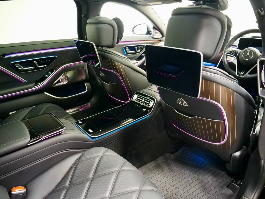 Mercedes-Benz Maybach S Class 2023 4.0 S580h V8 Mhev First Class Saloon Petr Black #2