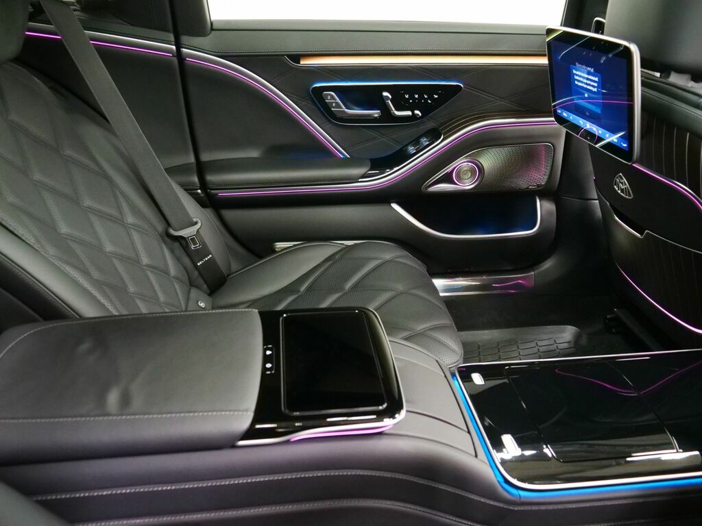 Mercedes-Benz Maybach S Class S 580 4Matic First Class Black #46