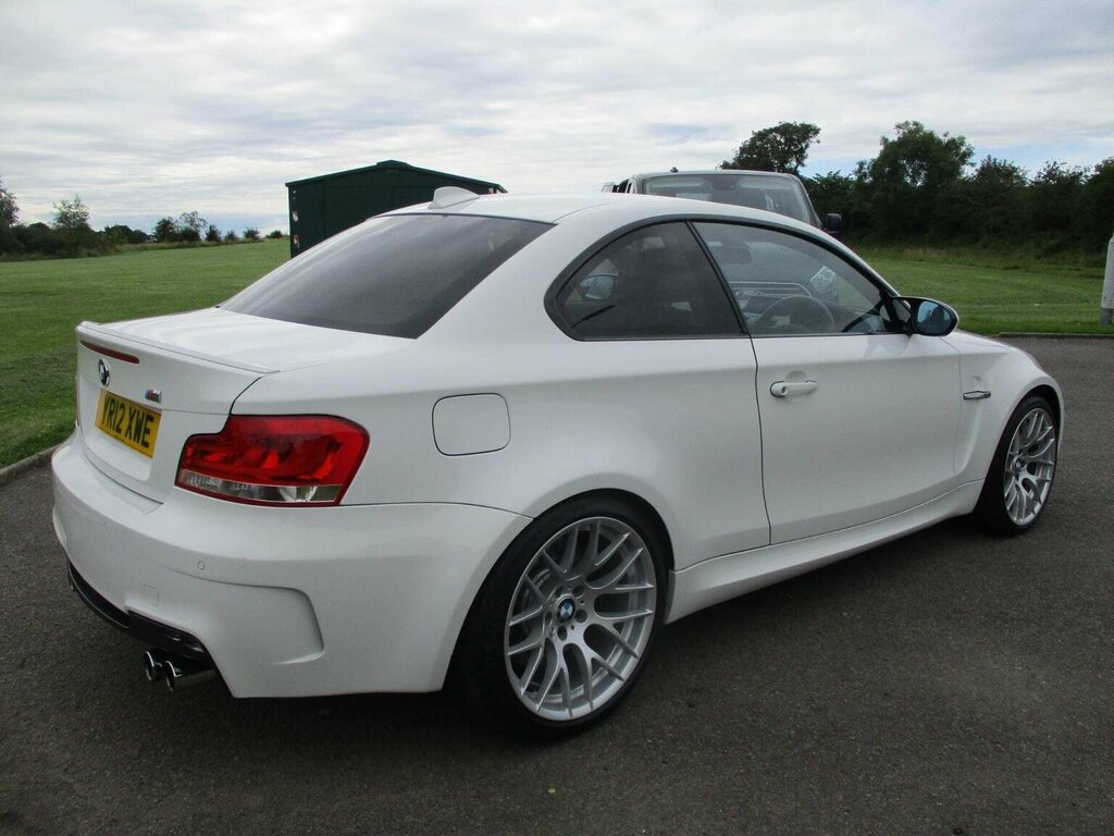 BMW 1 Series Coupe 3.0 M Euro 5 201212 White #2