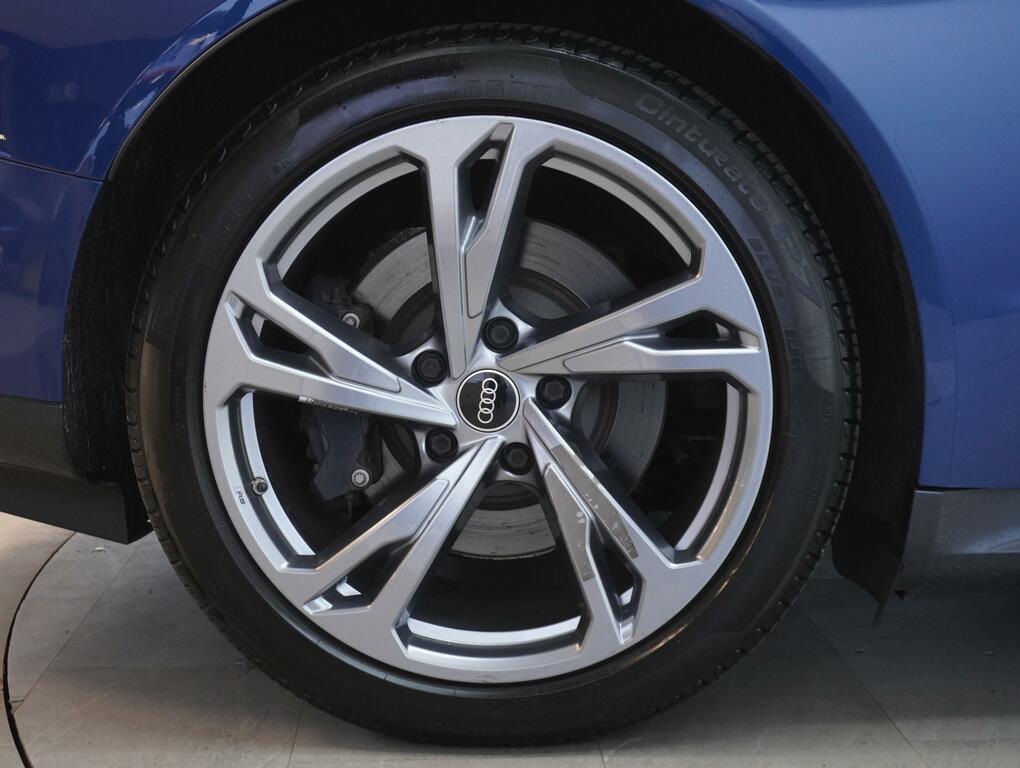 Audi E Tron GT 93.4Kwh Saloon Quattro 476 Ps ND72LYX Blue #2
