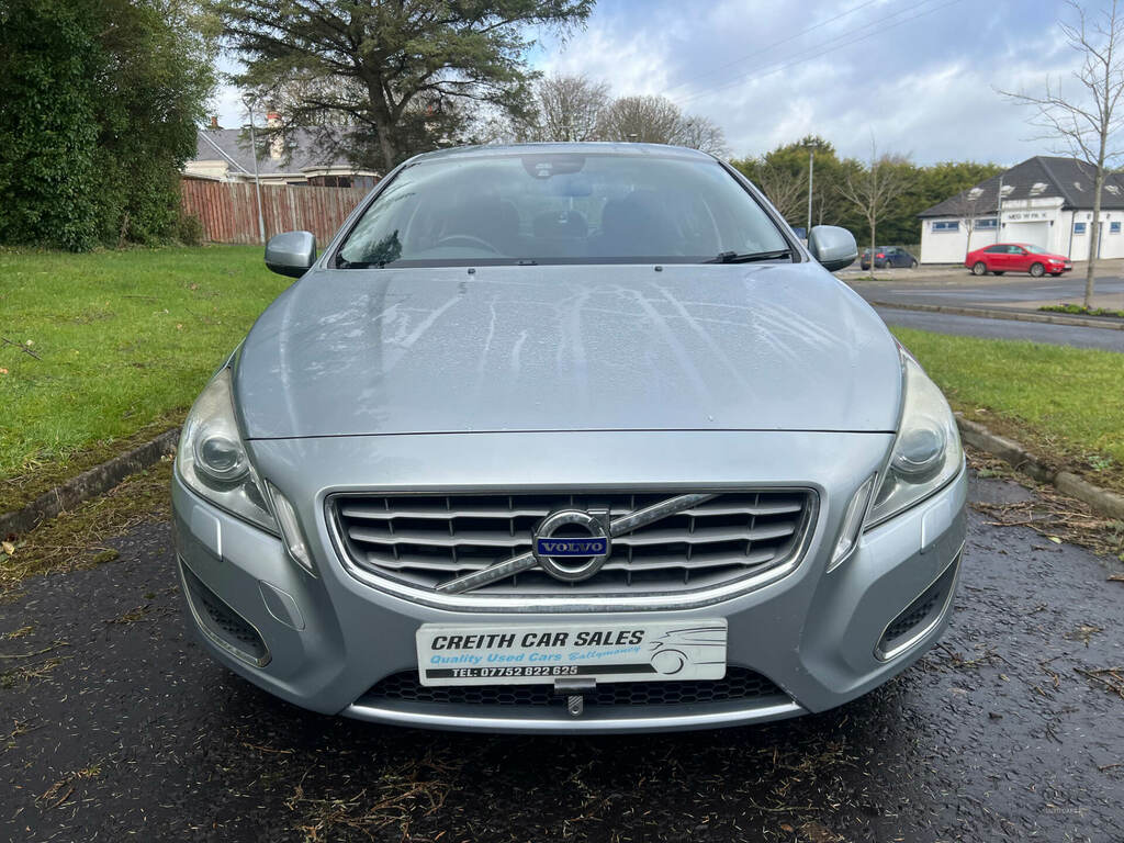 Volvo S60 D3 163 Se Lux Start Stop Silver #2