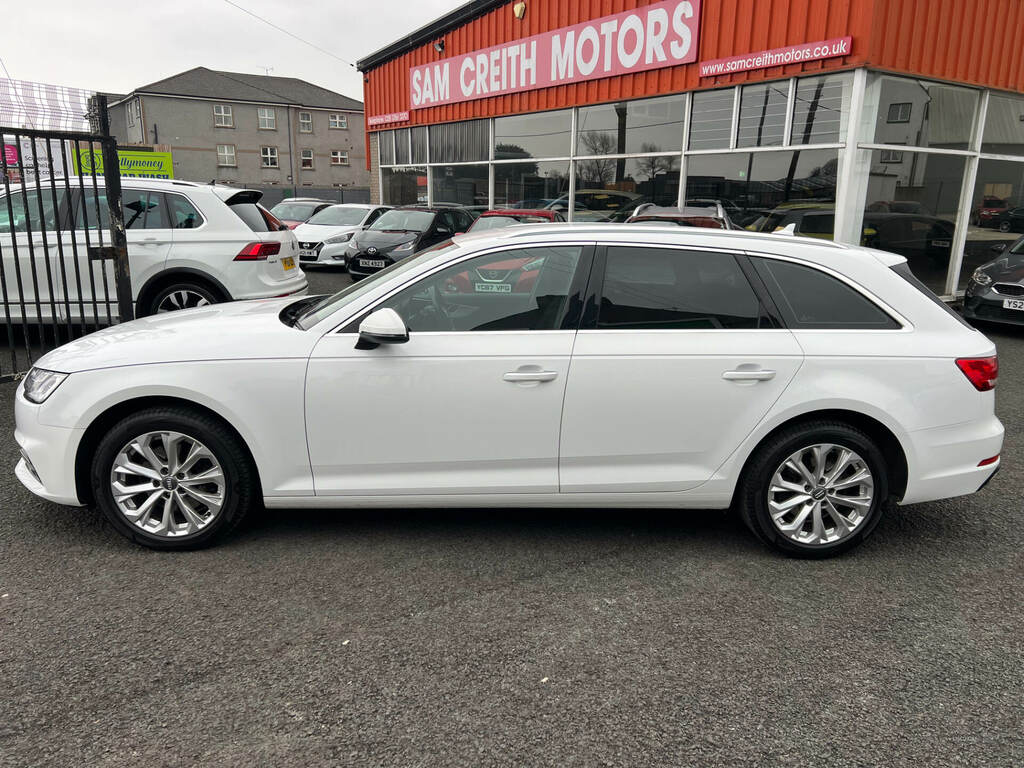 Audi A4 35 Tdi Se S Tronic BW19UFZ White #4