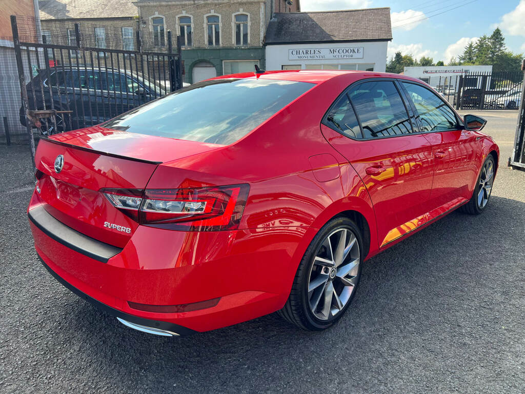 Skoda Superb 2.0 Tdi Cr 190 Sport Line Dsg PE17AZT Red #5