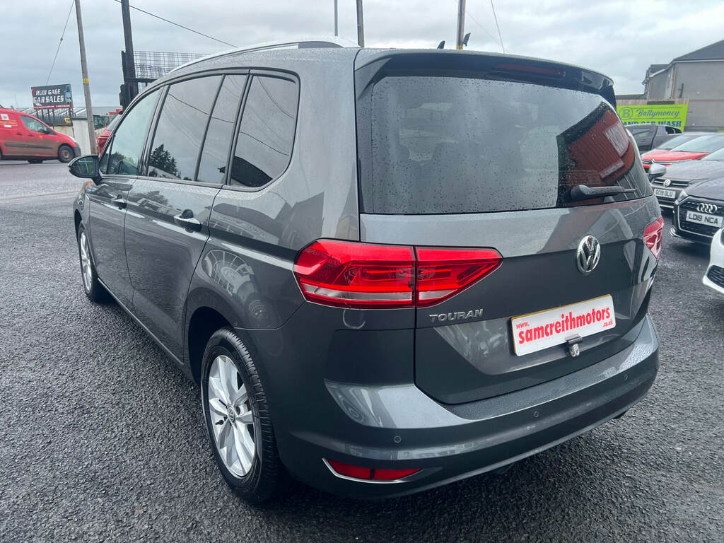 Volkswagen Touran 1.6 Tdi 115 Se Family Dsg Grey #3