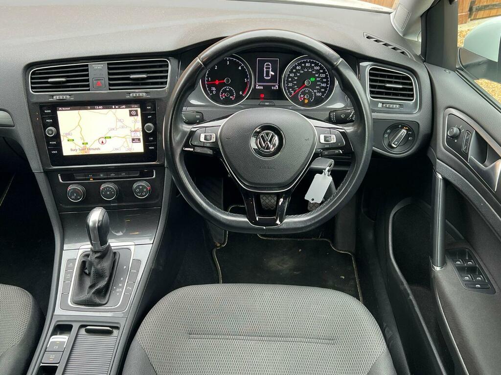 Volkswagen Golf 2.0 Tdi Match LO19XEK White #2