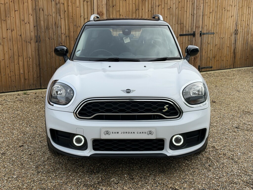 Mini Countryman 1.5 Countryman Cooper S E Classic LR69TYU White #2