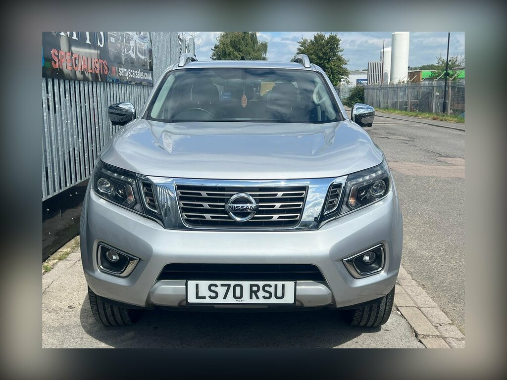 Nissan Navara 2.3 Dci Tekna 4Wd Euro 6 LS70RSU Silver #2